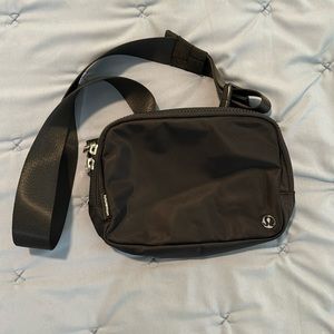 Lululemon Large Everywhere Belt Bag